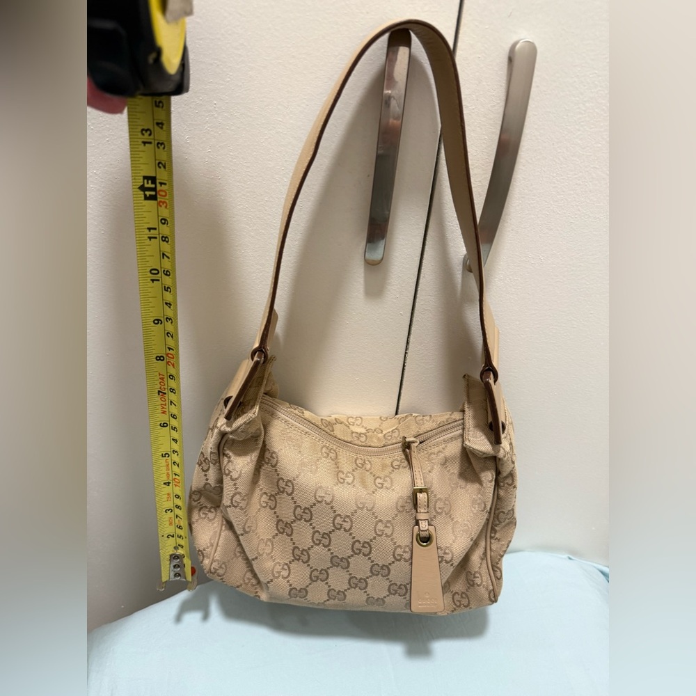 Authentic Gucci Shoulder Bag EUC